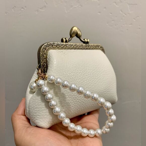 Vintage Handsewn Genuine Pebble Leather Kisslock Wallet/Wristlet/Coin purse - Picture 6 of 11